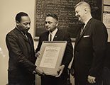 Dr. King is Given the Pacem in Terris Award